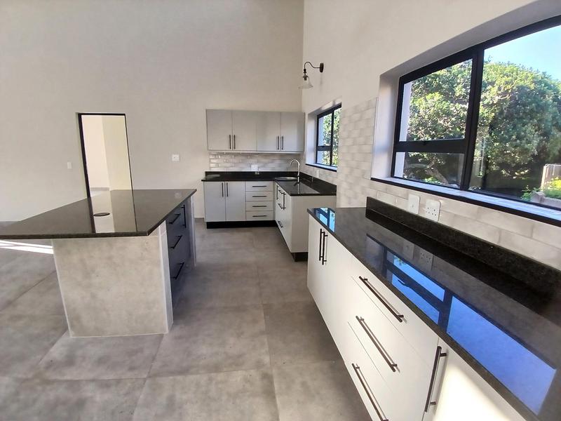 4 Bedroom Property for Sale in Stilbaai Wes Western Cape